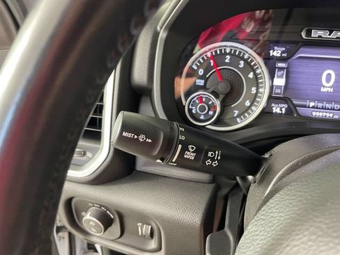 Used 2022 RAM 1500 Big Horn AWD/4WD image 12