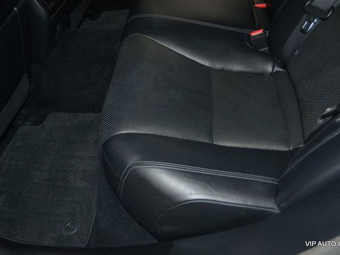 Used 2015 Lexus LS 460 w/ Comfort Package image 27