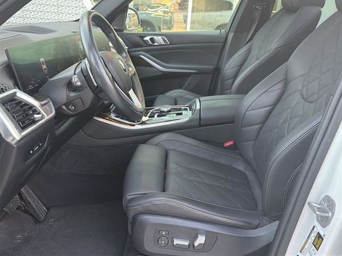 Used 2024 BMW X5 xDrive50e w/ Premium Package image 10