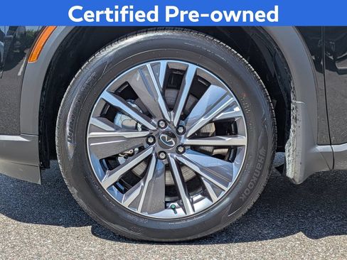 Certified 2026 INFINITI QX60 Luxe w/ Cargo Package FWD image 12