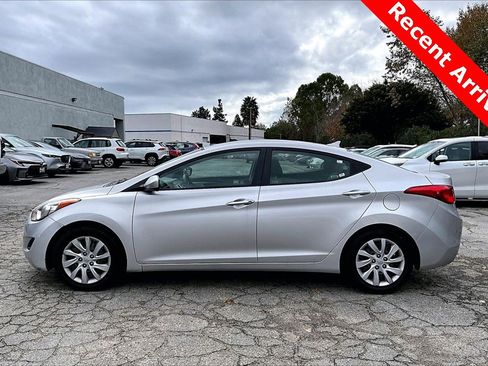 Used 2012 Hyundai Elantra GLS image 7