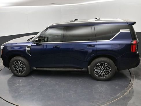 Certified 2025 Nissan Armada Platinum image 25