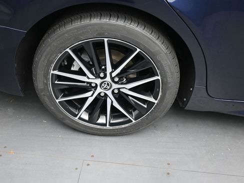 Used 2022 Toyota Camry SE FWD image 10