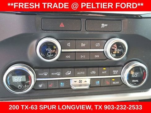Used 2022 Ford Expedition XLT image 19