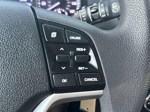 Used 2018 Hyundai Tucson SE FWD image 13