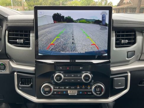 Used 2024 Ford Expedition XLT RWD image 63