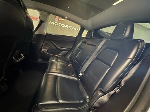 Used 2020 Tesla Model Y Long Range image 10