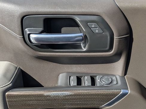 Used 2020 Chevrolet Silverado 1500 LT Trail Boss image 30