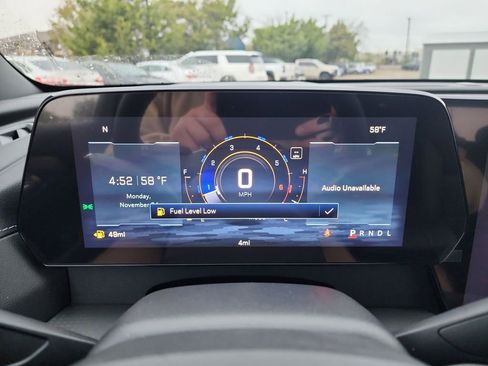 New 2026 Chevrolet Traverse LT w/ Sun and Wheel Package image 19