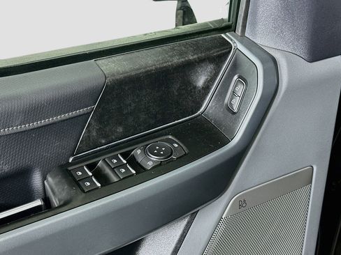 Used 2022 Ford F150 XLT w/ Equipment Group 302A High AWD/4WD image 15