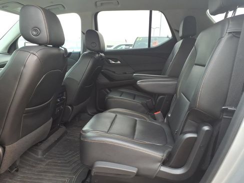 Used 2020 Chevrolet Traverse LT w/ LT Premium Package AWD/4WD image 10
