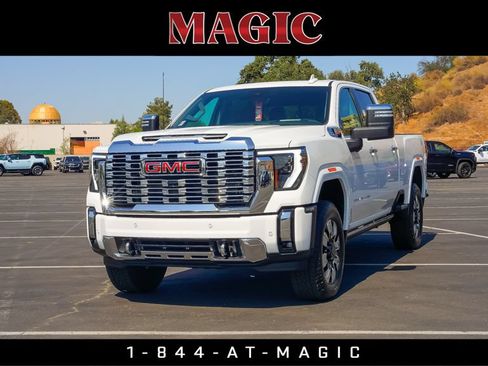 New 2026 GMC Sierra 2500 Denali w/ Denali Reserve Package AWD/4WD image 1