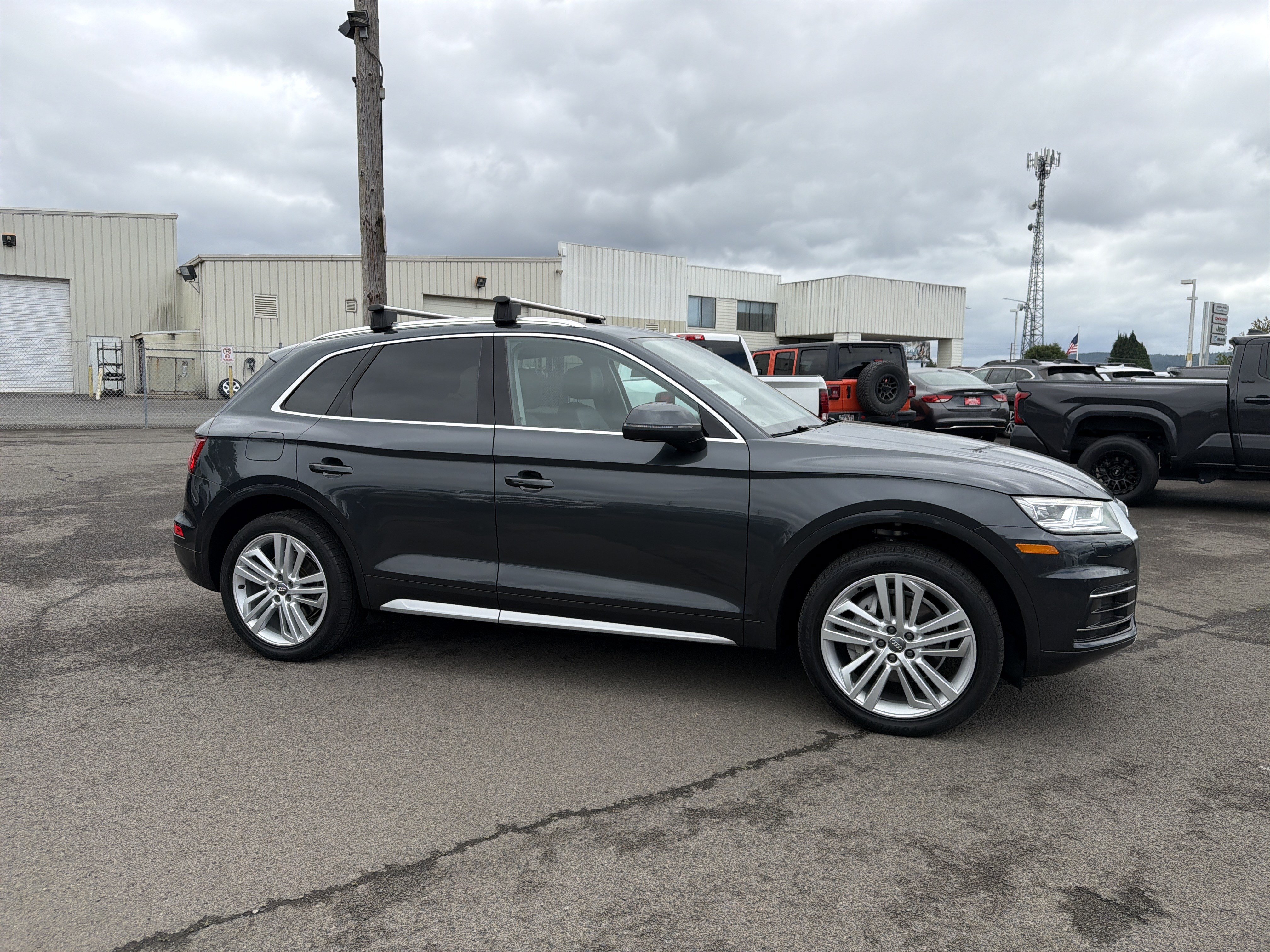 Used 2019 Audi Q5 2.0T Premium Plus w/ Premium Plus Package AWD/4WD image 7