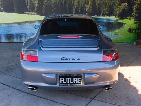 Used 2002 Porsche 911 Carrera image 5