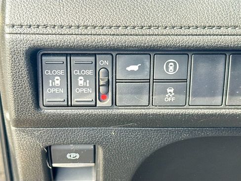Used 2021 Honda Odyssey EX-L image 11