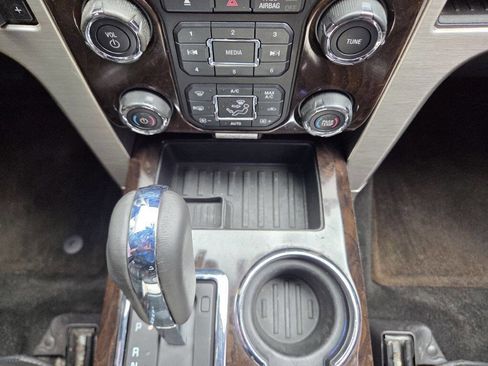 Used 2013 Ford F150 Platinum image 32