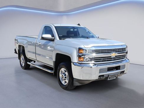 Used 2015 Chevrolet Silverado 2500 LT AWD/4WD image 10
