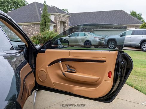 Used 2011 Maserati GranTurismo S RWD image 29