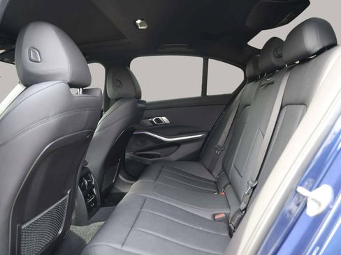 Used 2021 BMW 330i Sedan w/ Convenience Package image 30