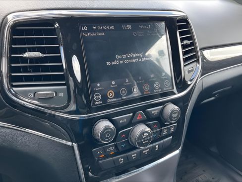 Used 2021 Jeep Grand Cherokee Trailhawk w/ Trailhawk Luxury Group AWD/4WD image 22