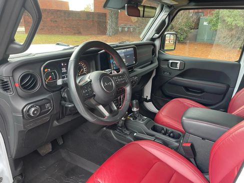 Used 2024 Jeep Wrangler Unlimited Rubicon 392 AWD/4WD image 11