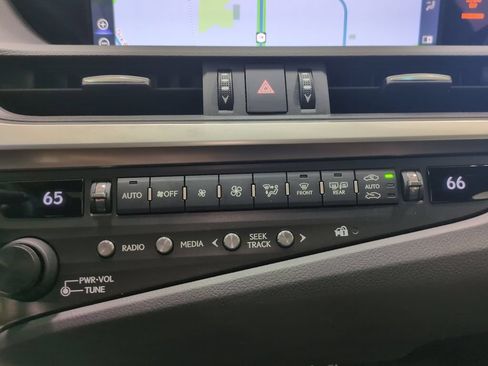 Used 2019 Lexus ES 350 F Sport w/ Accessory Package 2 FWD image 10
