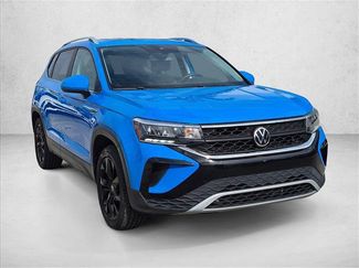 Used 2022 Volkswagen Taos SE AWD/4WD video 3