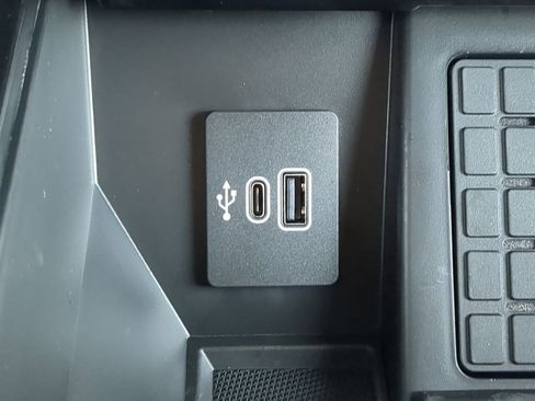 New 2025 Ford F150 Lariat w/ Equipment Group 501A Mid image 21