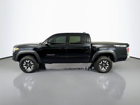 Used 2021 Toyota Tacoma TRD Off-Road image 8