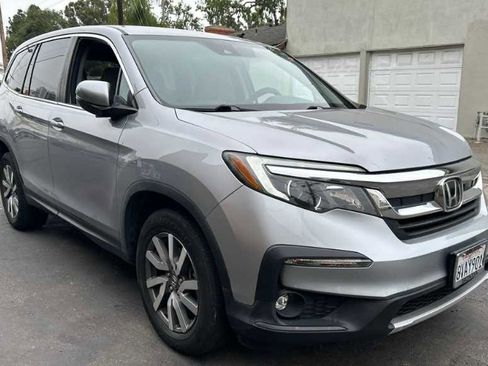 Used 2021 Honda Pilot EX image 3