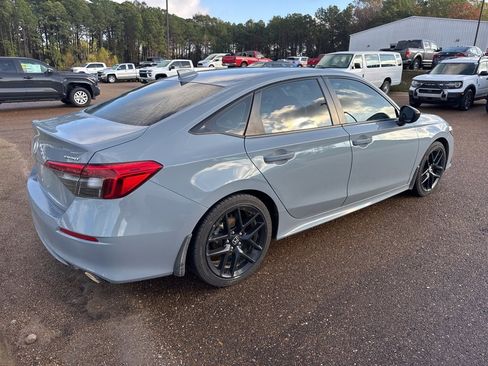 Used 2023 Honda Civic Sport image 4