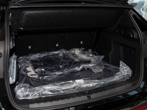 Used 2025 BMW X1 xDrive28i w/ Premium Package image 11