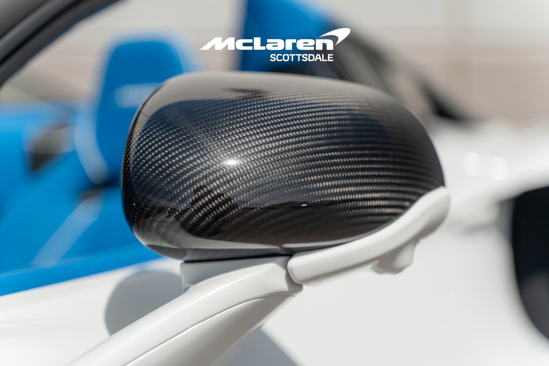 Used 2025 McLaren Artura Spider RWD image 24