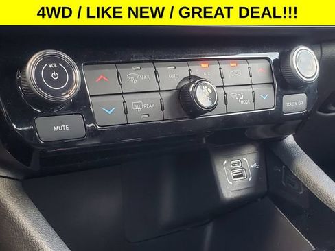 Used 2026 Jeep Compass Trailhawk AWD/4WD image 21