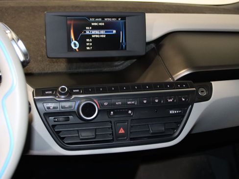 Used 2014 BMW i3 RWD image 43