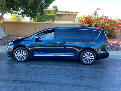 Used 2023 Chrysler Pacifica Pinnacle image 80