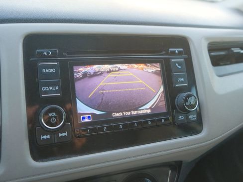 Used 2017 Honda HR-V LX image 22