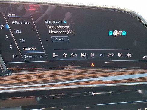 Used 2024 Cadillac Escalade Luxury image 17