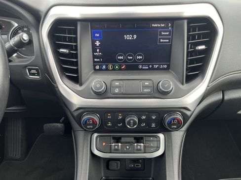 Used 2022 GMC Acadia SLT AWD/4WD image 14