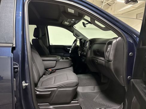 Used 2020 Chevrolet Silverado 1500 Custom Trail Boss w/ Custom Convenience Package AWD/4WD image 21