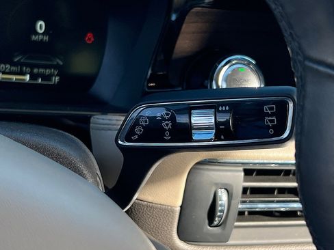 Used 2020 Lincoln Corsair Reserve w/ Equipment Group 201A image 19