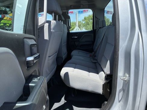 Used 2016 Chevrolet Silverado 2500 W/T AWD/4WD image 4