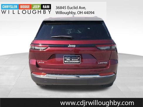New 2024 Jeep Grand Cherokee Limited w/ Luxury Tech Group II AWD/4WD image 6