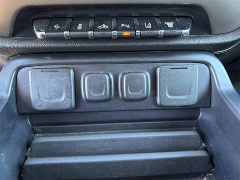 Used 2015 GMC Sierra 2500 Denali w/ Duramax Plus Package image 22