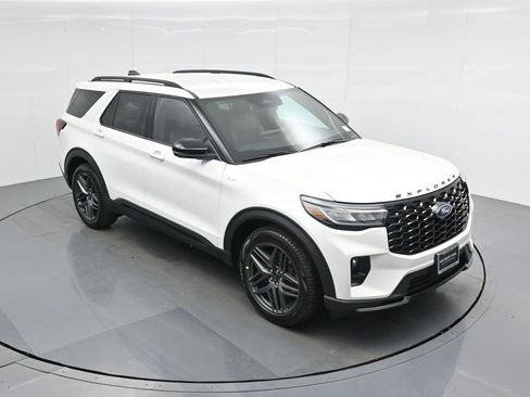 New 2025 Ford Explorer ST-Line w/ Premium Package image 42