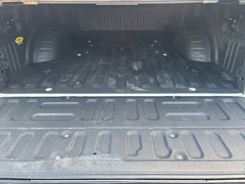 Used 2020 Ford F450 Platinum w/ FX4 Off-Road Package image 9