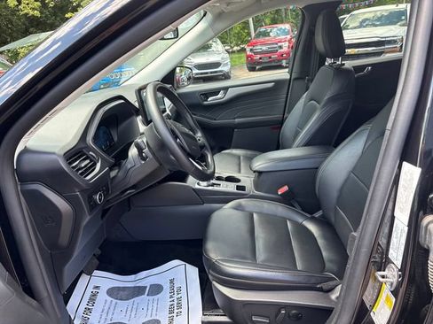 Used 2025 Ford Escape Platinum AWD/4WD image 8