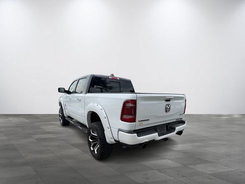 Used 2022 RAM 1500 Laramie AWD/4WD image 4