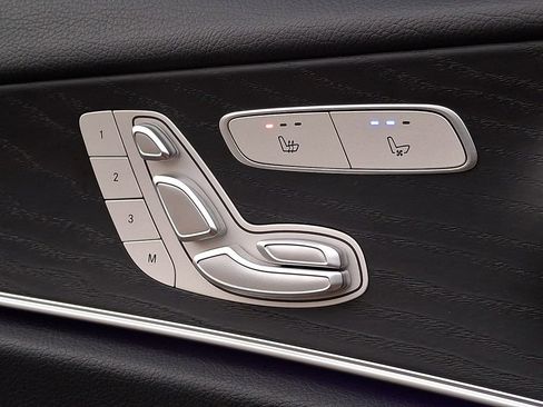 Used 2022 Mercedes-Benz E 450 4MATIC Sedan image 22