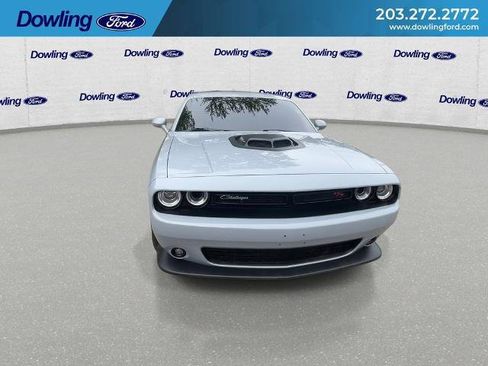 Used 2022 Dodge Challenger R/T Scat Pack w/ Shaker Package RWD image 4